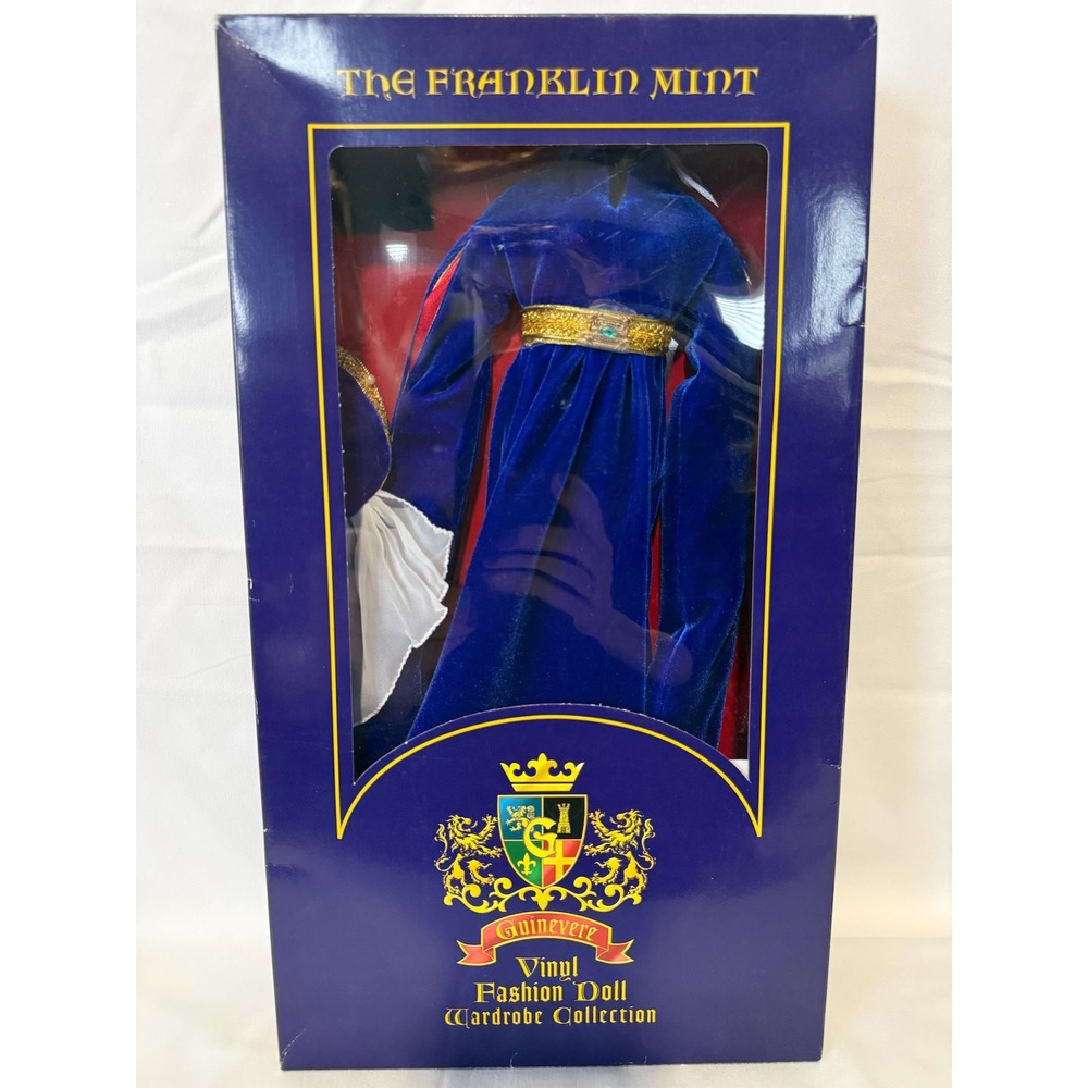 Franklin Mint Guinevere Blue Velvet Dress- Collector Outfit NEW IN BOX‎ Camelot